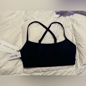 Aritzia sports bra NWT